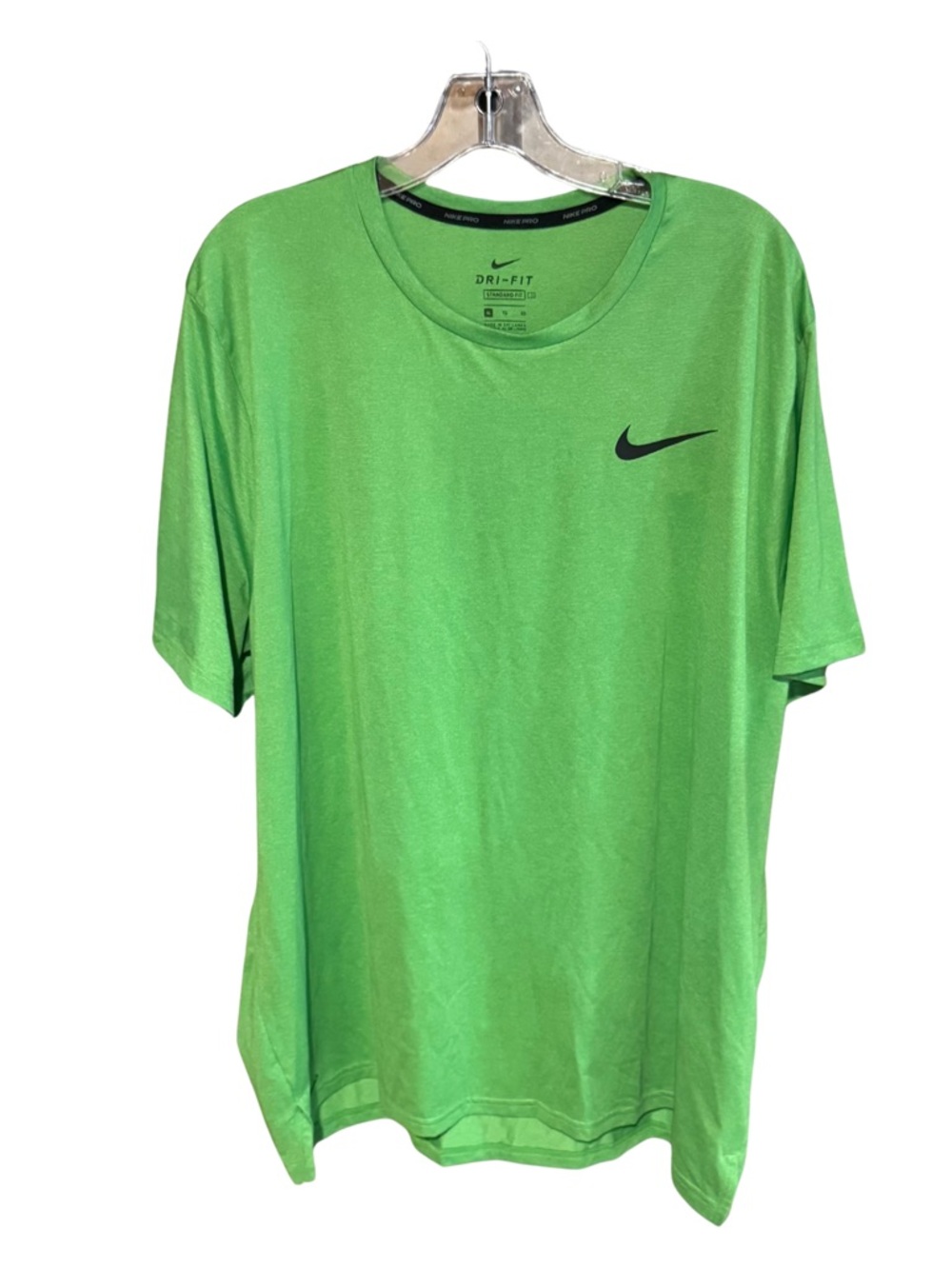 Nike Dri-FIT NWTMen's Green Short Sleeve T-Shirt Size XL Sporty Athletic Casual